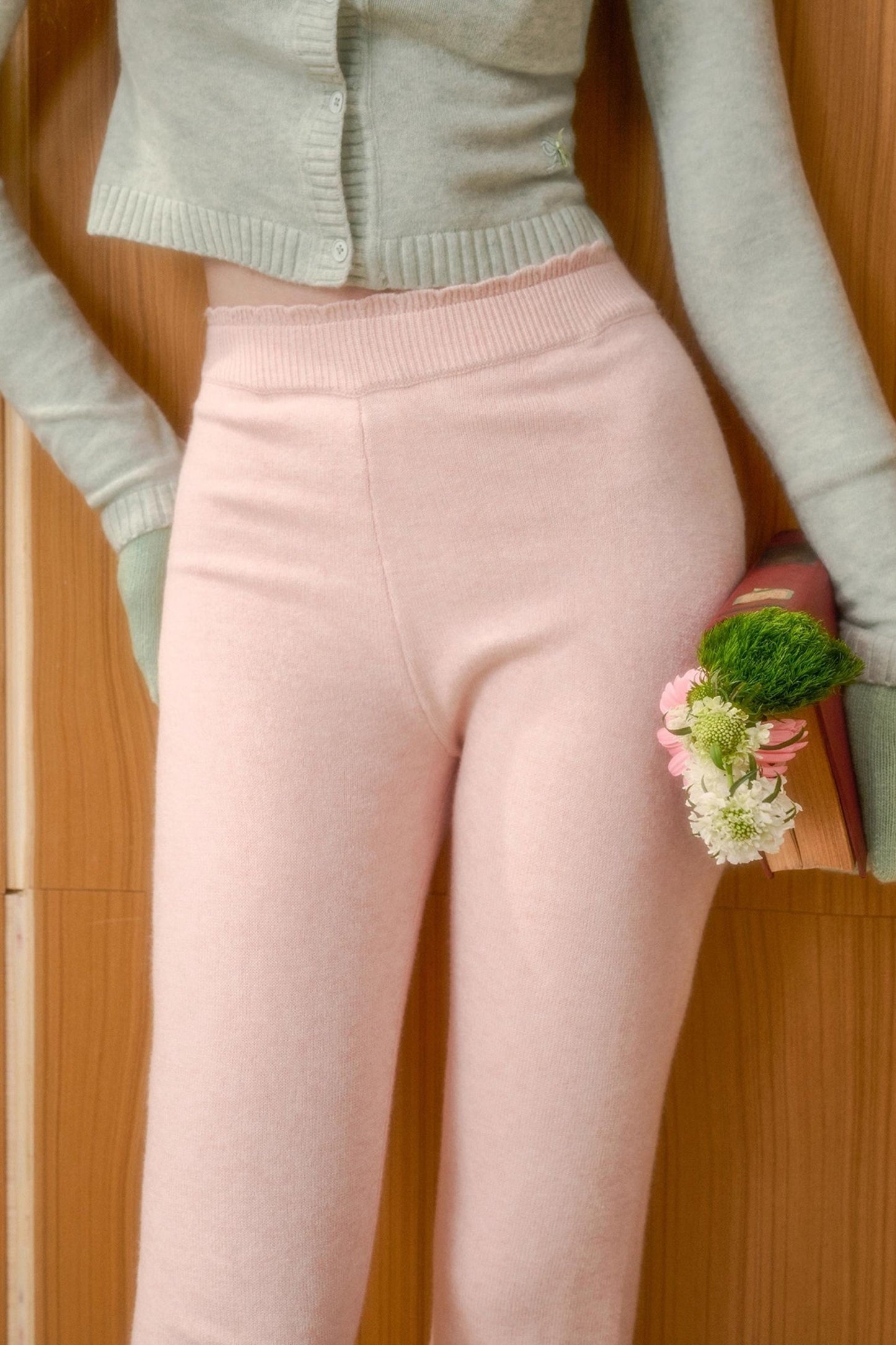 Retro Sweet Top + Slim Pants