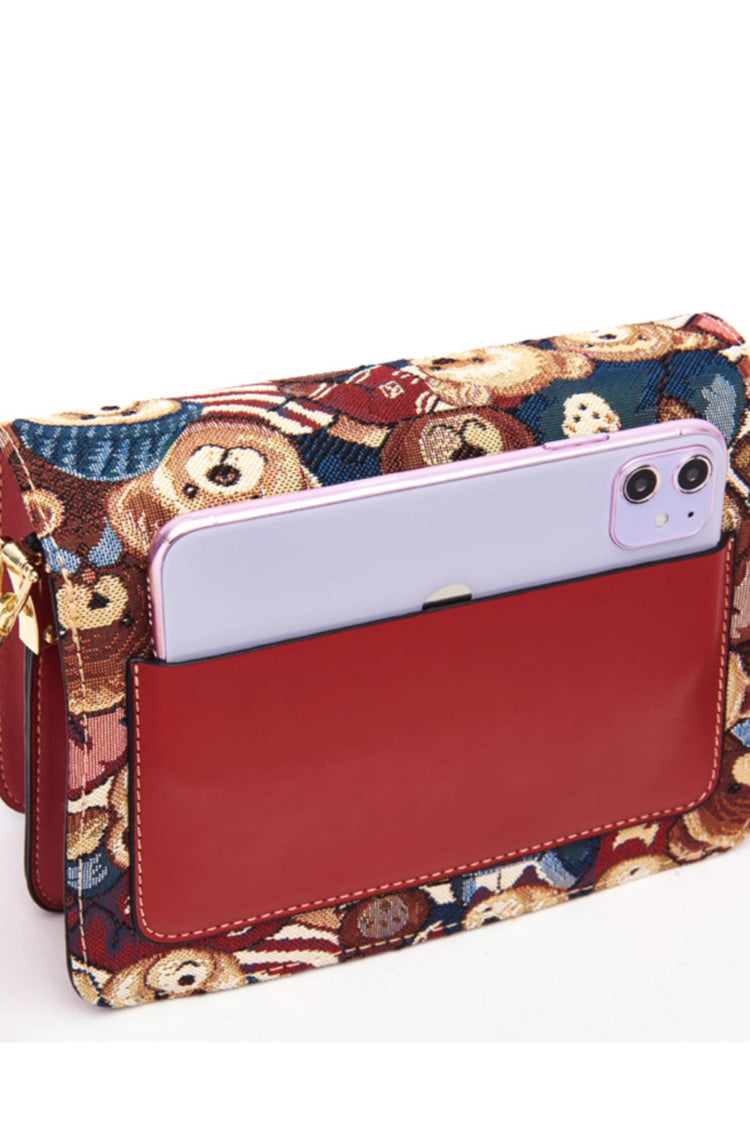 Effortlessly Elegant Bag with a Timeless Design