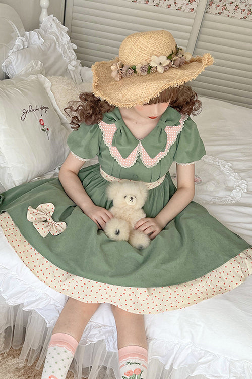 Thoughtfully Designed Dress in a Timeless Style