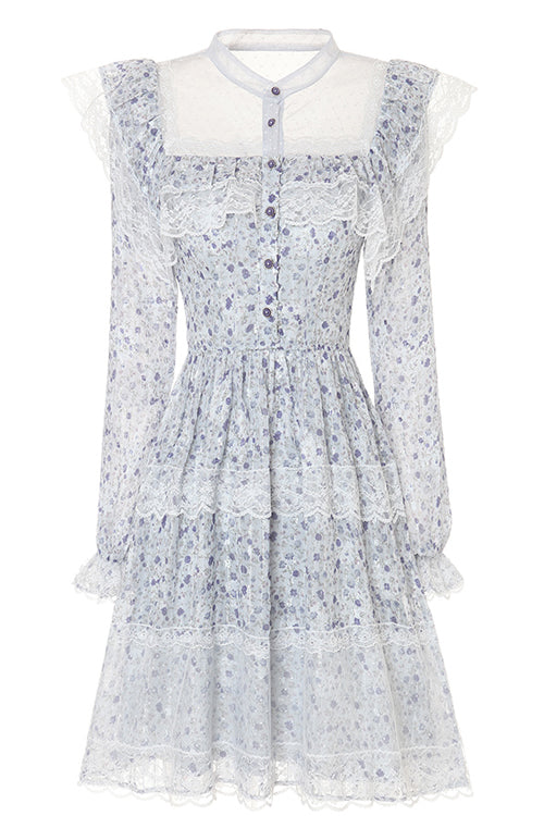 Finely Styled Dress with a Classic Vintage Look
