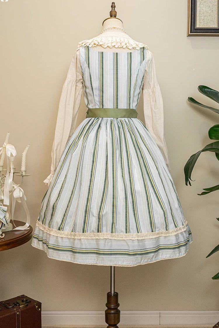 Subtly Elegant Dress with a Refined Vintage Look