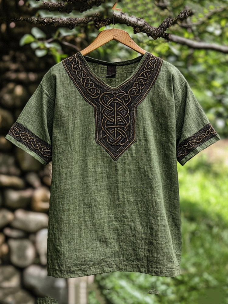 Beautifully Finished Shirt in a Timeless Design