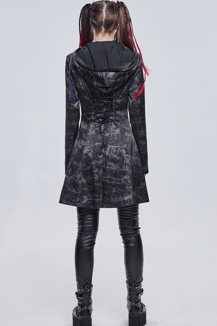 Finely Styled Coat with a Classic Vintage Look