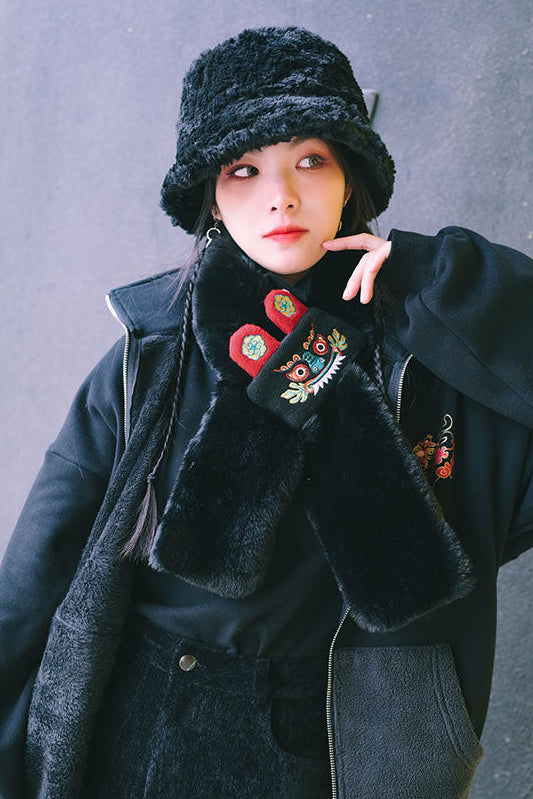 Fur Mode Bucket Hat