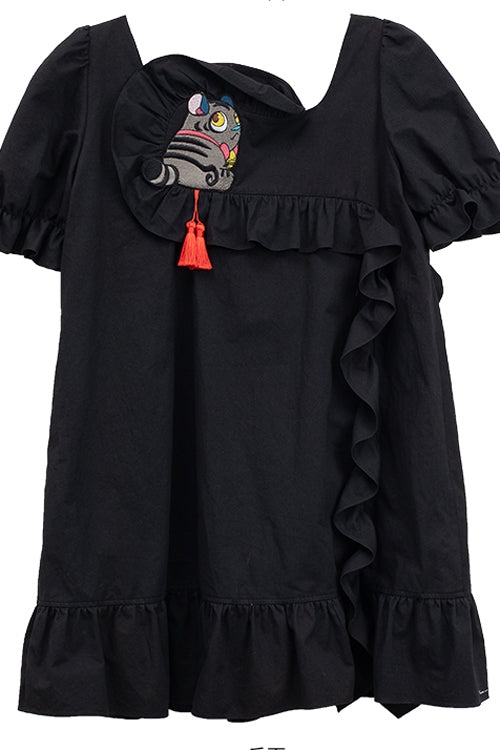 Casually Elegant Dress with a Refined Edge