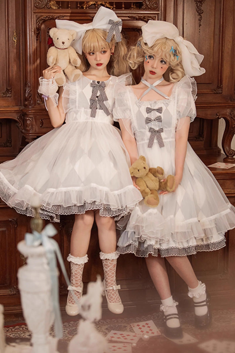 Subtly Elegant Dress with a Refined Vintage Look