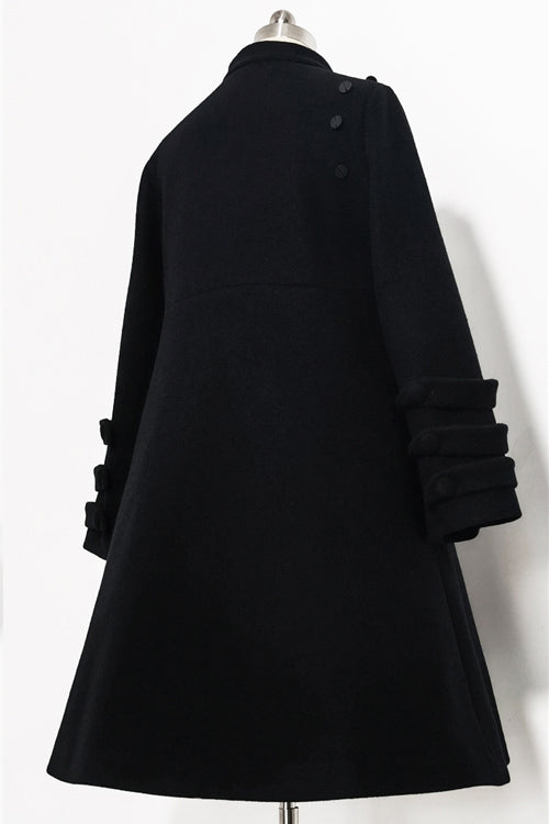 Classic Vintage Coat with a Flattering Fit