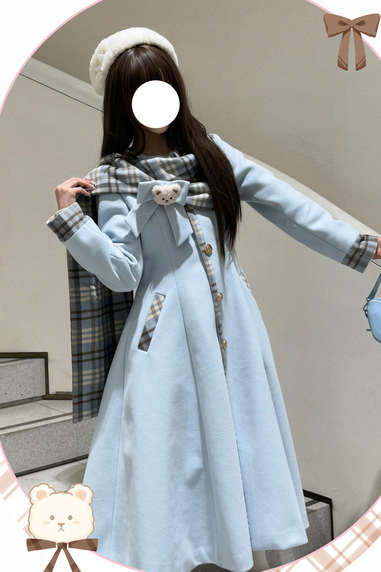 Subtly Elegant Coat with a Refined Vintage Look