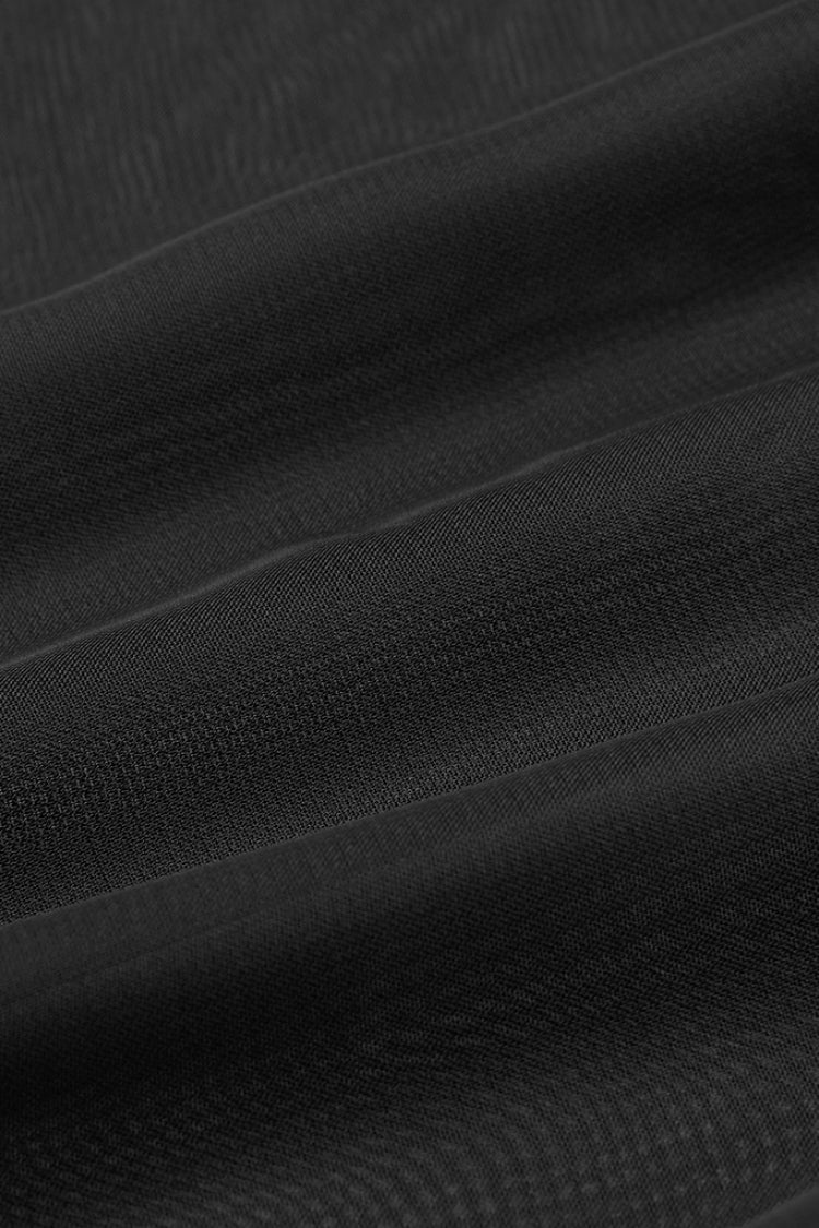 Finely Styled Garment with a Classic Vintage Look