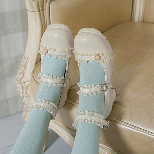 Subtly Elegant Shoes with a Refined Vintage Look