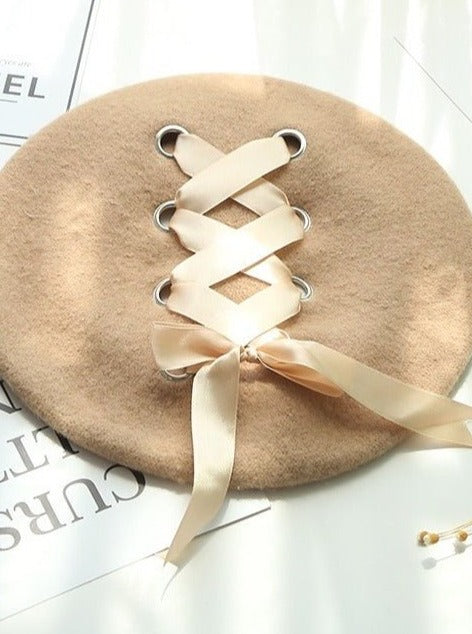 Lace-up Bow Beret
