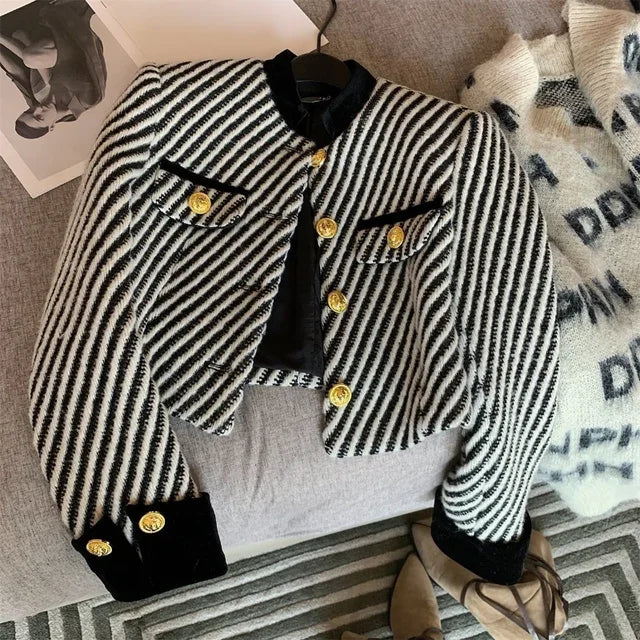 Cropped Blazer