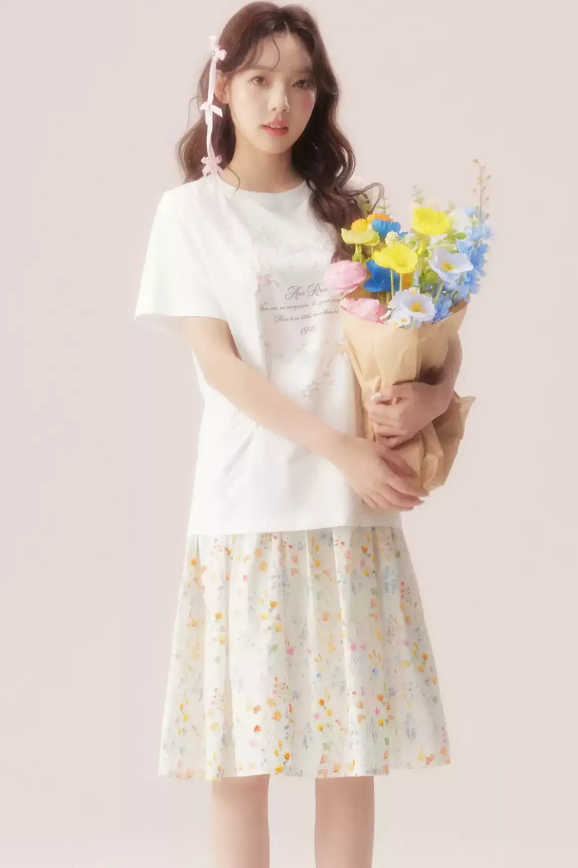 Graffiti Love Bouquet T-shirt