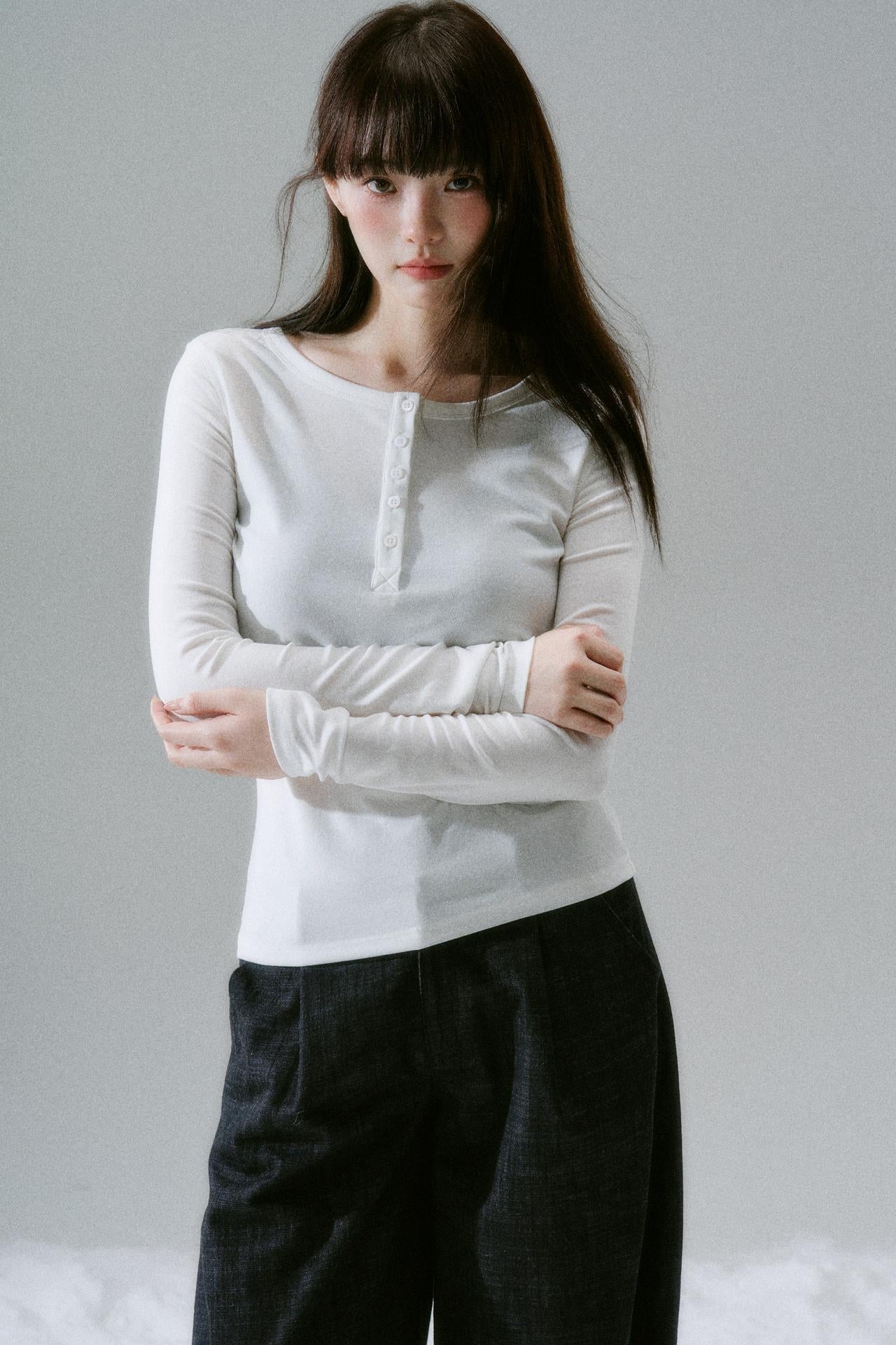 Button Design Slim Top