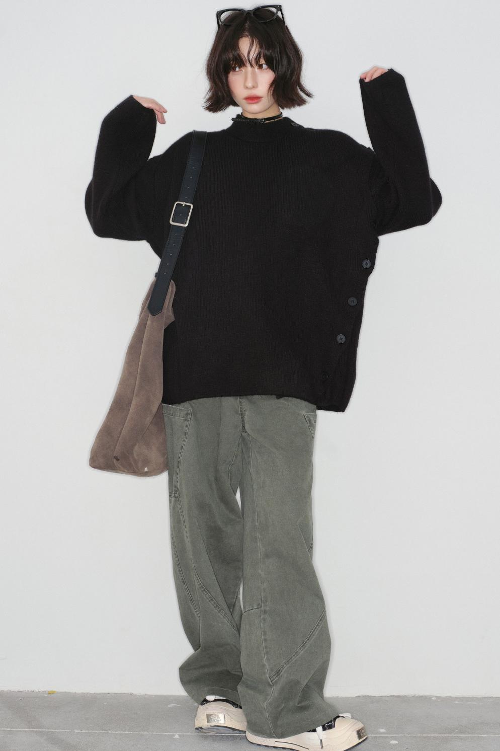 -collar Knitted Sweater