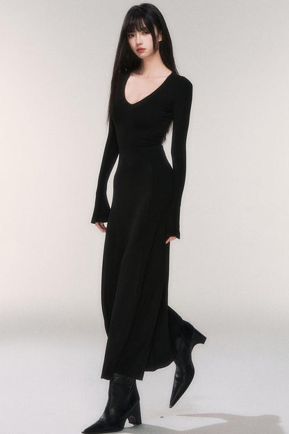 Desire Knit V-neck Dress