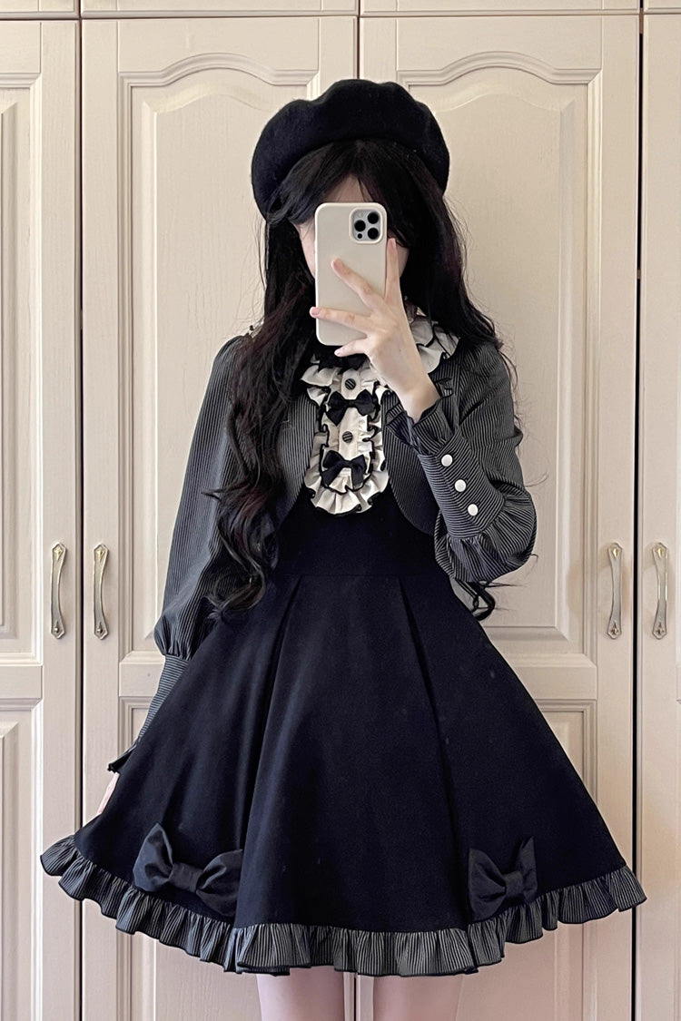 Subtly Elegant Dress with a Refined Vintage Look