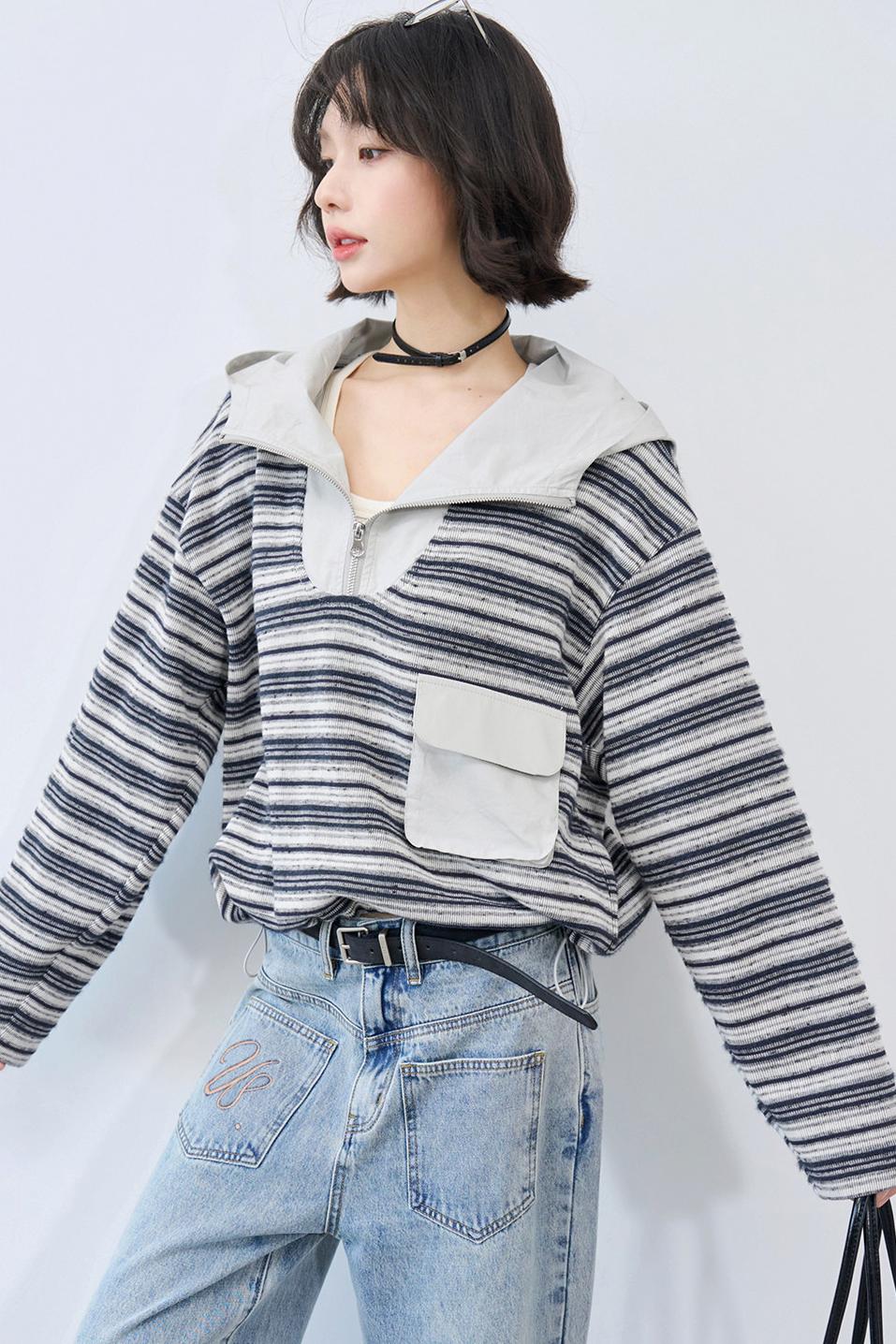 Striped Loose Hooded Cropped Top