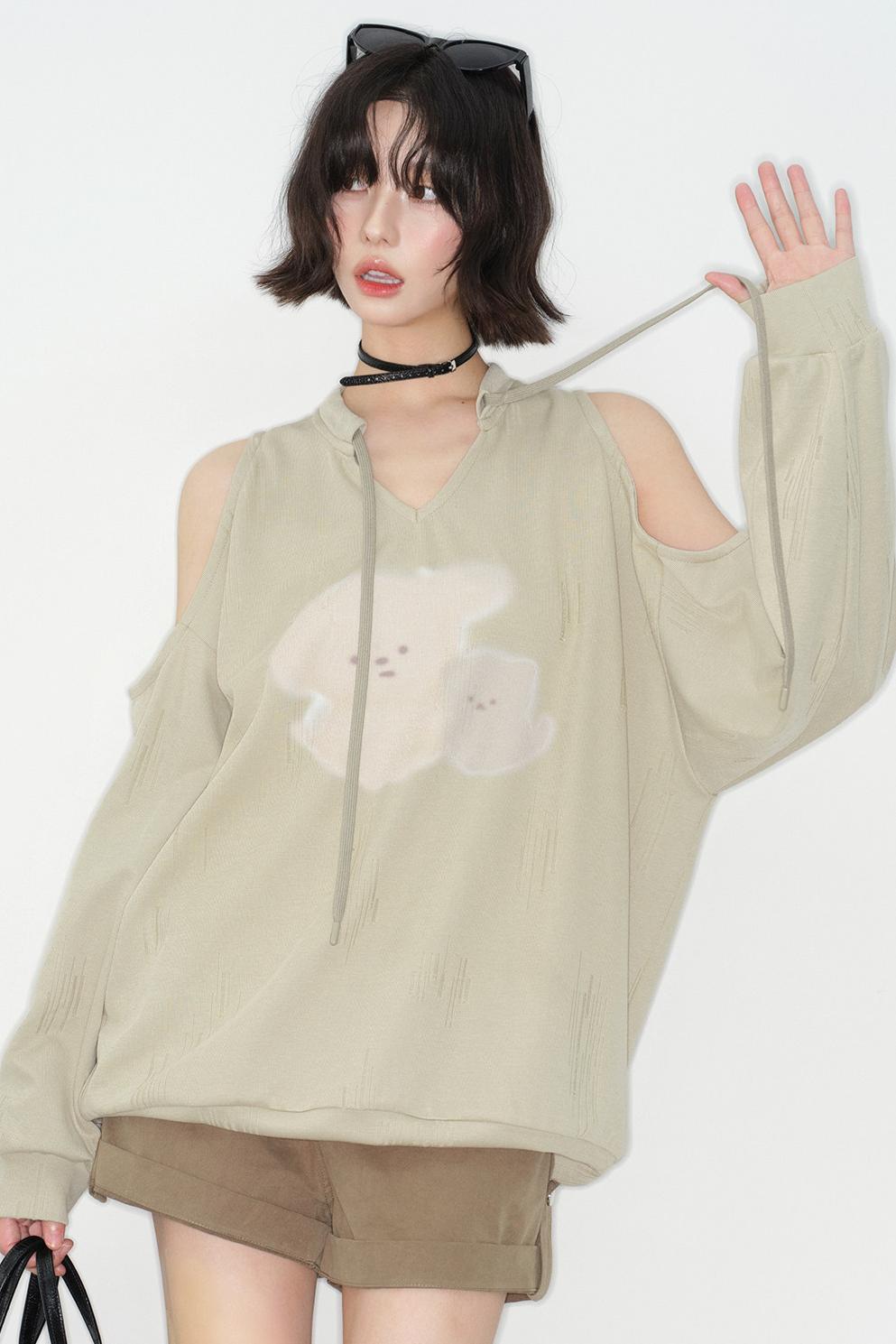 Off-shoulder Loose Top