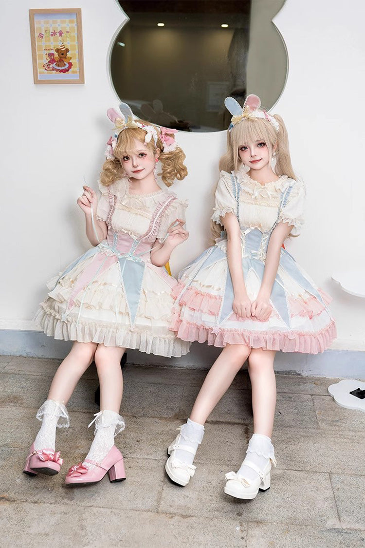 Finely Styled Dress with a Classic Vintage Look