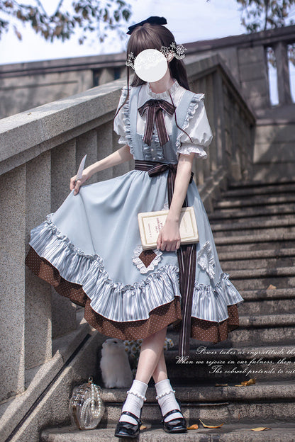 Thoughtfully Designed Dress in a Timeless Style