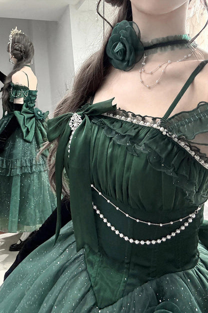 Beautifully Crafted Dress in a Classic Style