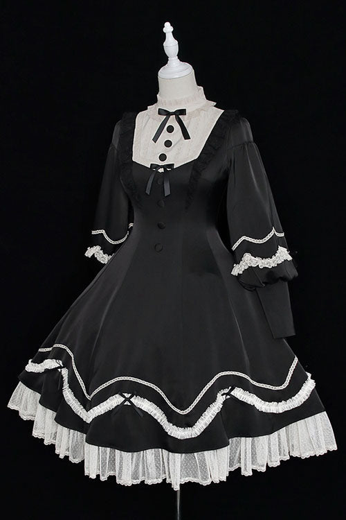 Beautifully Finished Dress in a Timeless Design