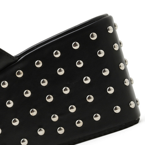 Beautifully Crafted Orthopedic Sandals