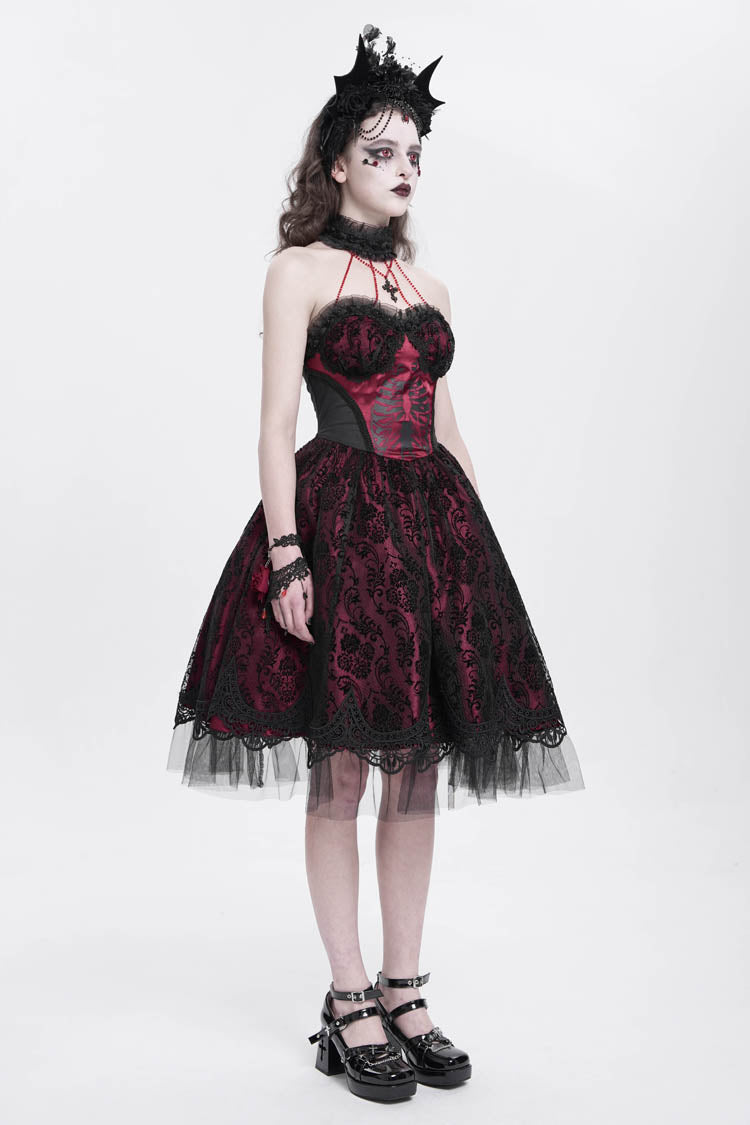 Finely Styled Dress with a Classic Vintage Look