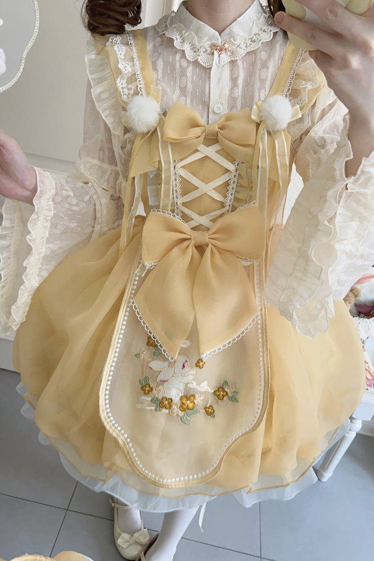 Subtly Elegant Dress with a Refined Vintage Look