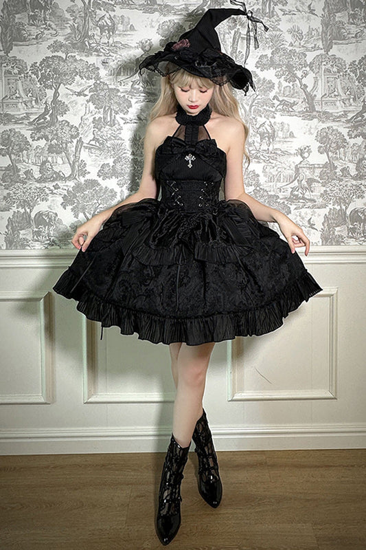 Finely Styled Dress with a Classic Vintage Look