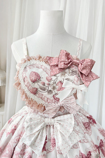 Finely Styled Dress with a Classic Vintage Look