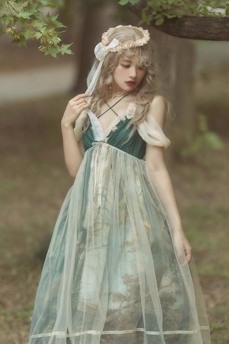 Finely Styled Dress with a Classic Vintage Look