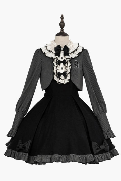 Subtly Elegant Dress with a Refined Vintage Look