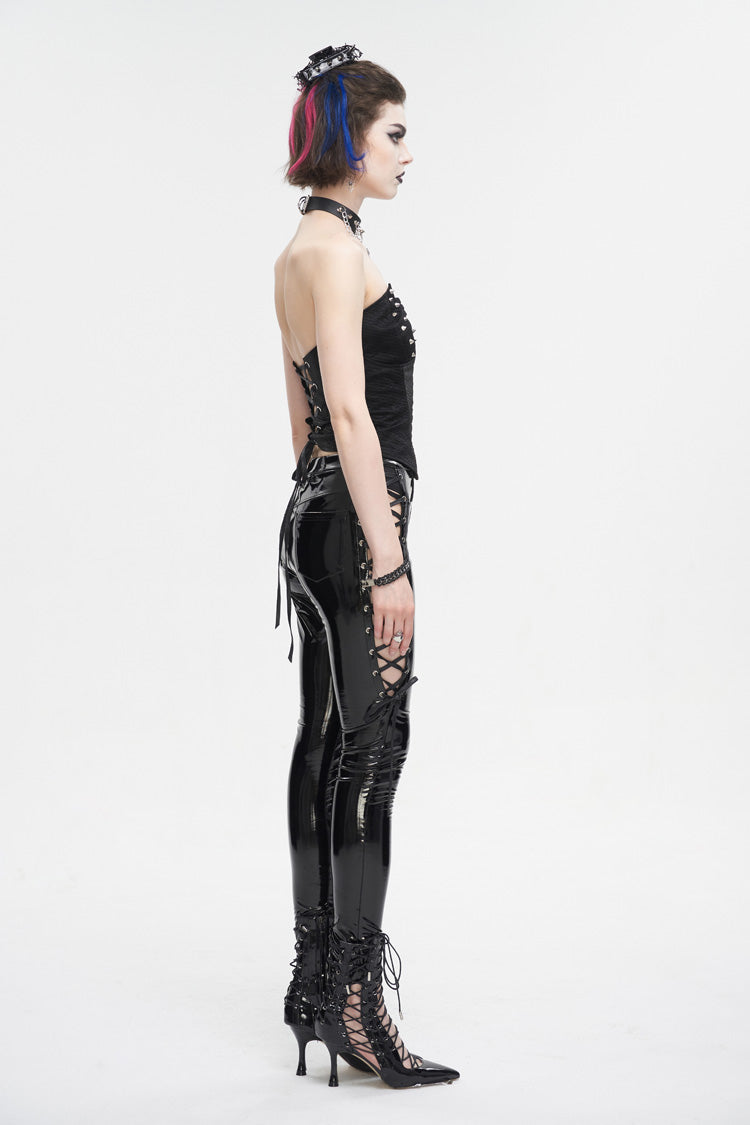 Finely Styled Garment with a Classic Vintage Look
