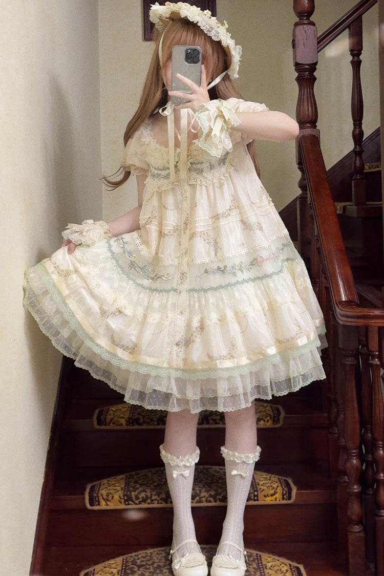 Subtly Elegant Dress with a Refined Vintage Look
