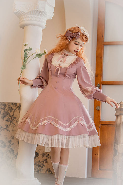 Classic Vintage Dress with a Flattering Fit