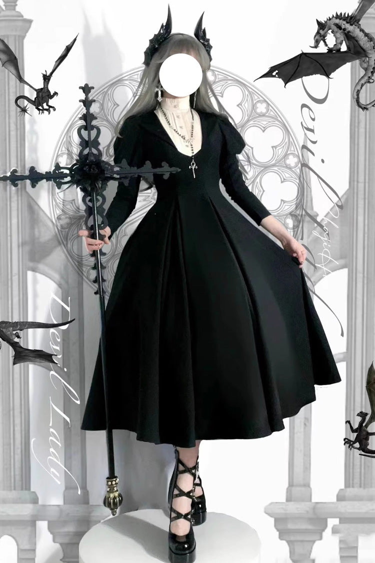 Classic Designed Dress in a Timeless Cut