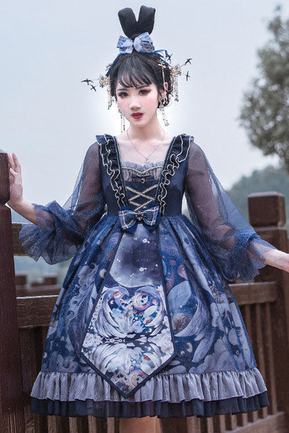 Subtly Elegant Dress with a Refined Vintage Look