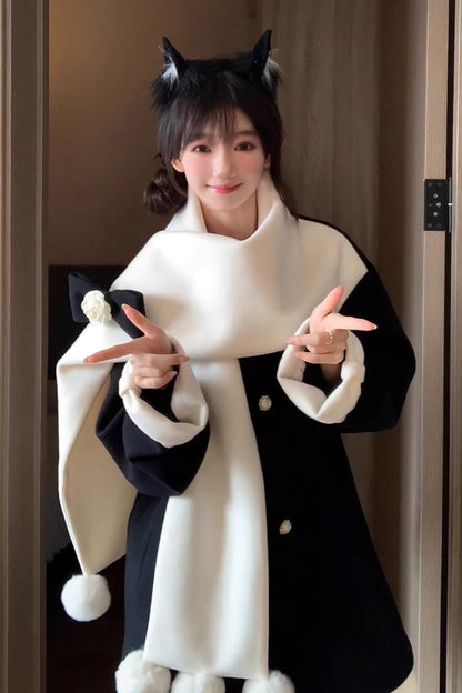 Subtly Elegant Coat with a Refined Vintage Look