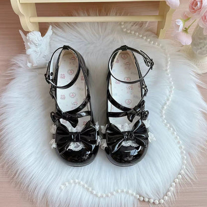 Finely Styled Shoes with a Classic Vintage Look