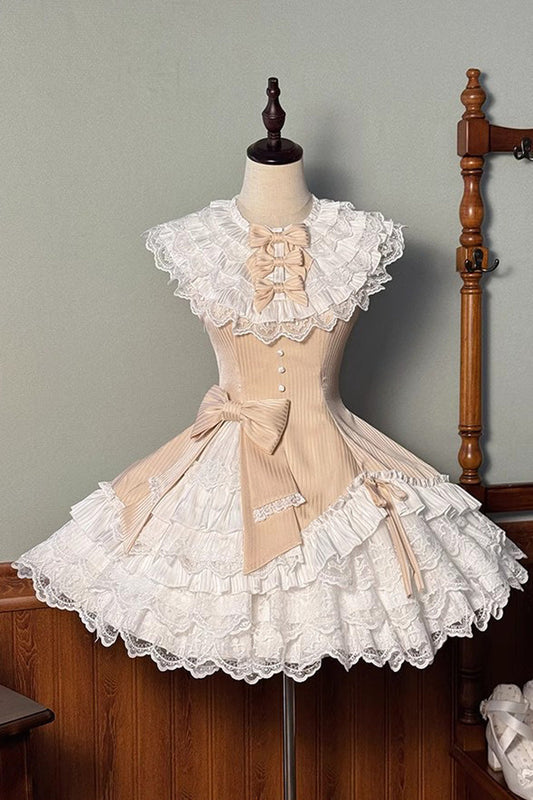 Finely Styled Dress with a Classic Vintage Look