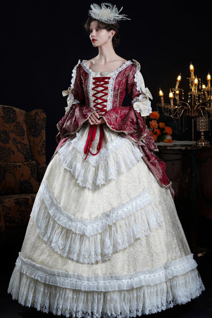 Subtly Elegant Dress with a Refined Vintage Look