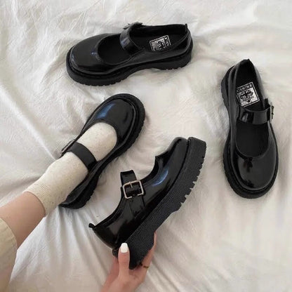 Thoughtfully Designed Shoes in a Timeless Style