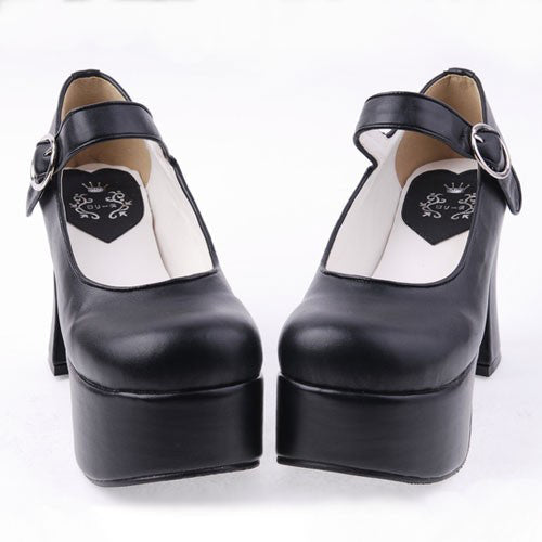 Classic Vintage Shoes with a Flattering Fit
