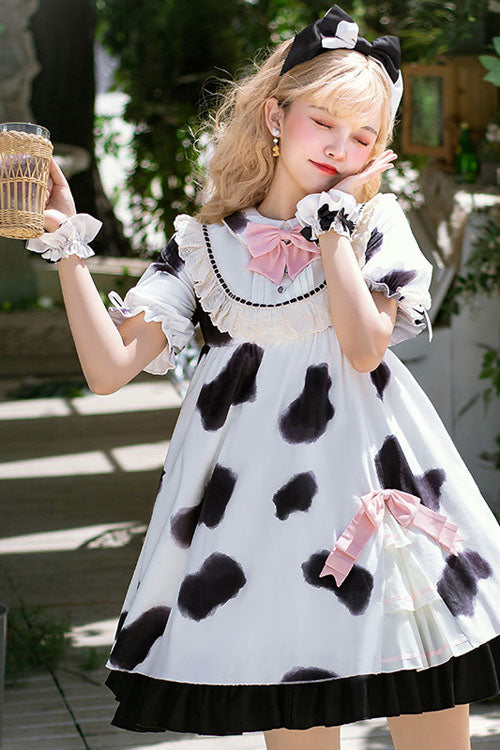 Subtly Elegant Dress with a Refined Vintage Look