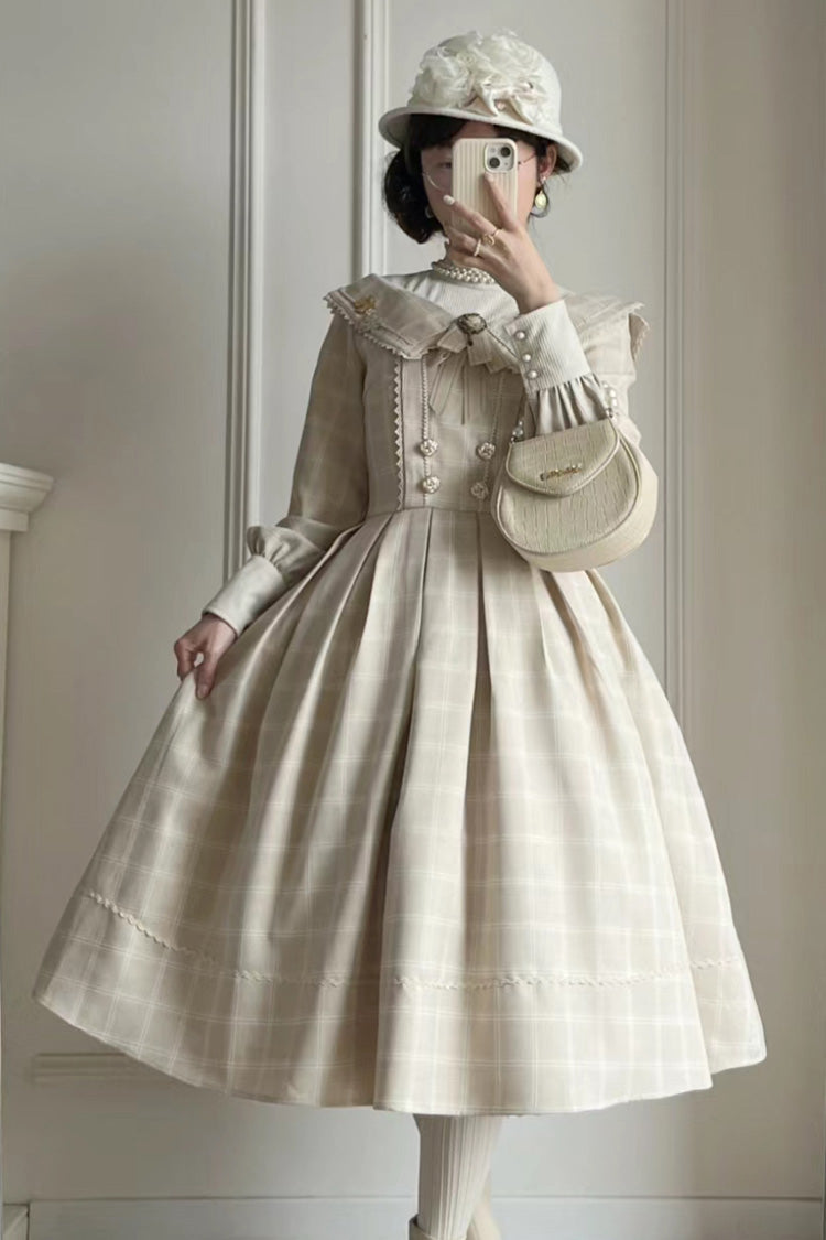 Beautifully Crafted Dress in a Classic Style