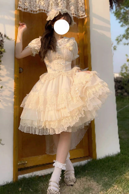 Beautifully Finished Dress in a Timeless Design