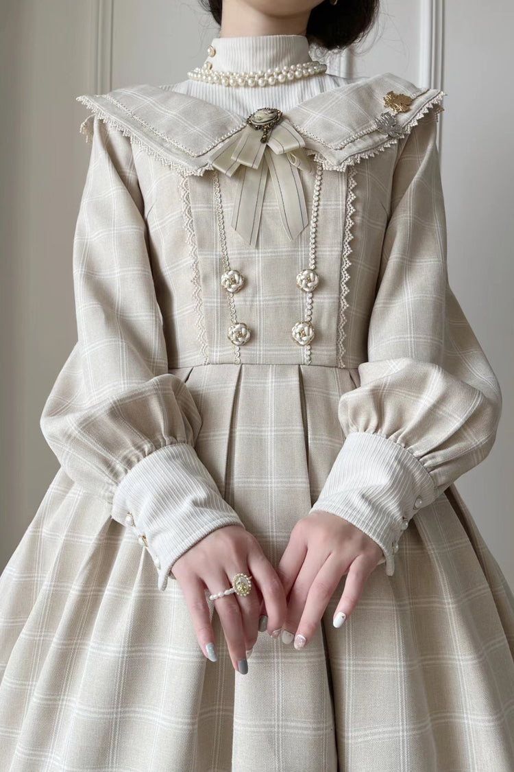 Beautifully Crafted Dress in a Classic Style