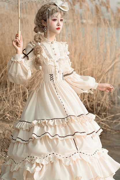 Beautifully Crafted Dress in a Classic Style